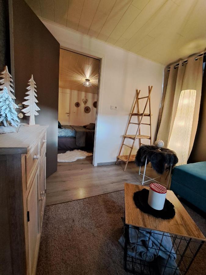 Apartament Aux Champs Des Cloches Houffalize Zewnętrze zdjęcie
