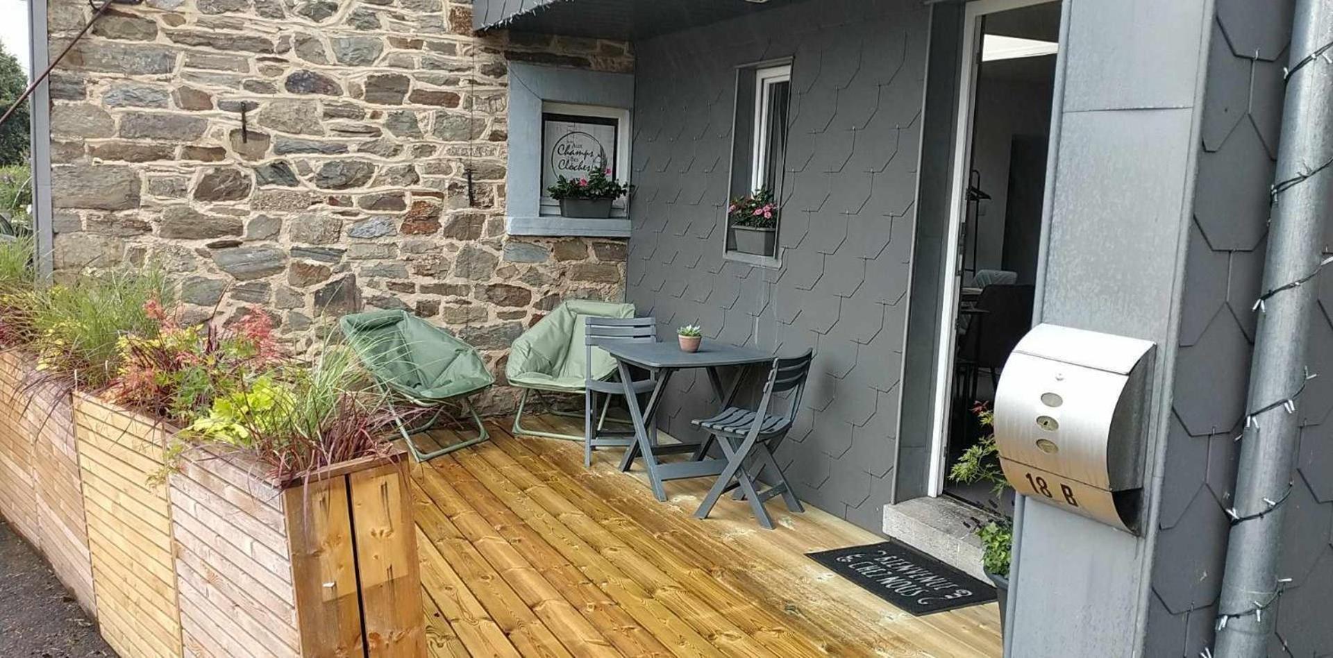 Apartament Aux Champs Des Cloches Houffalize Pokój zdjęcie